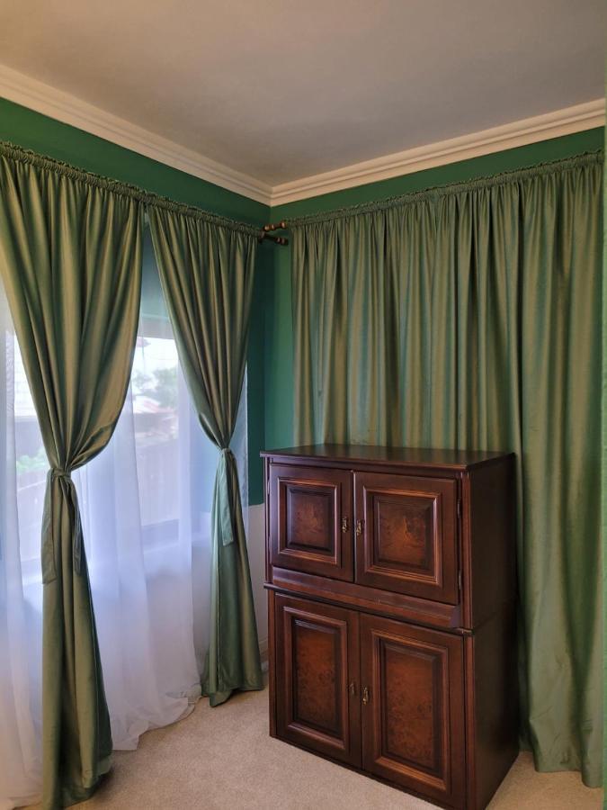 Texas House Guest House Novaci-Străini Eksteriør bilde